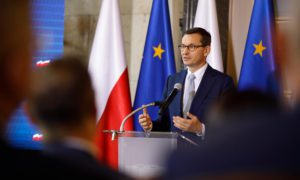 Sondaż: W maju 54% Polaków źle ocenia pracę rządu, 40% ocenia dobrze