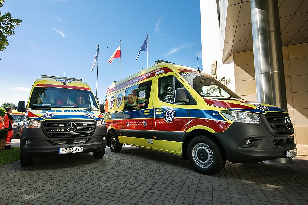 podkarpacie nowe ambulanse karetka rzeszów sanok mielec przemyśl krosno