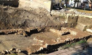 łańcut fundamenty starego ratusza odkrycie wykopaliska