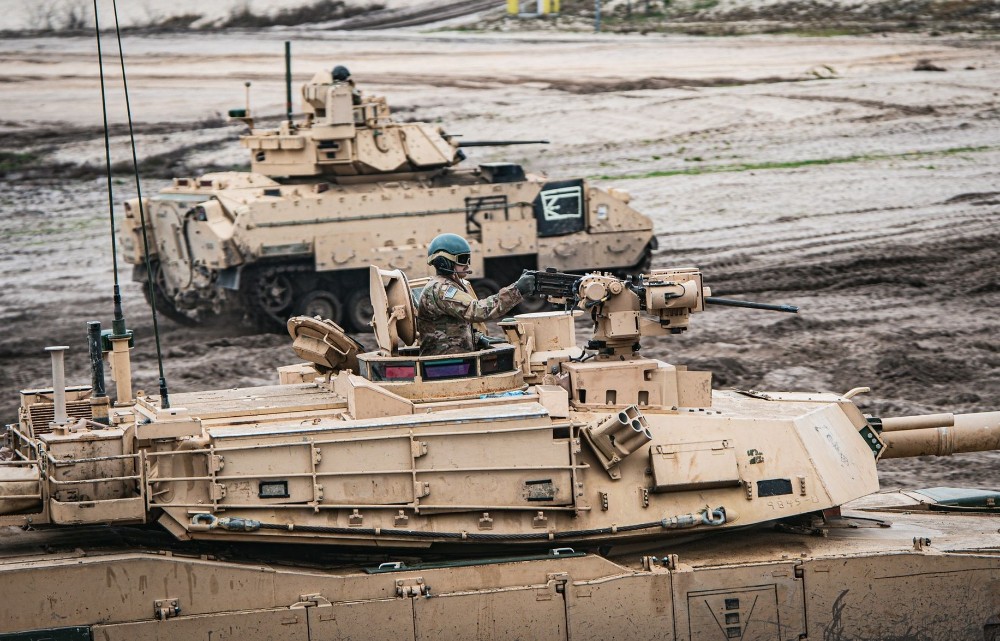 Ćwiczenia czołgów Abrams w Nowej Dębie. Czy będą serwisowane w Polsce? 1