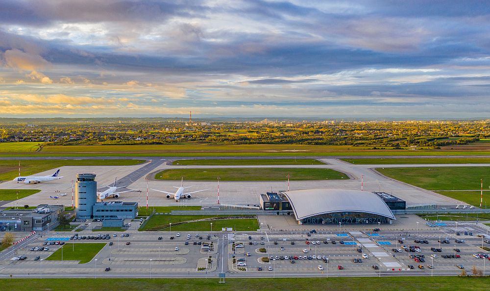 Lotnisko Rzeszów-Jasionka jednym z najszybciej rozwijających się portów w Polsce