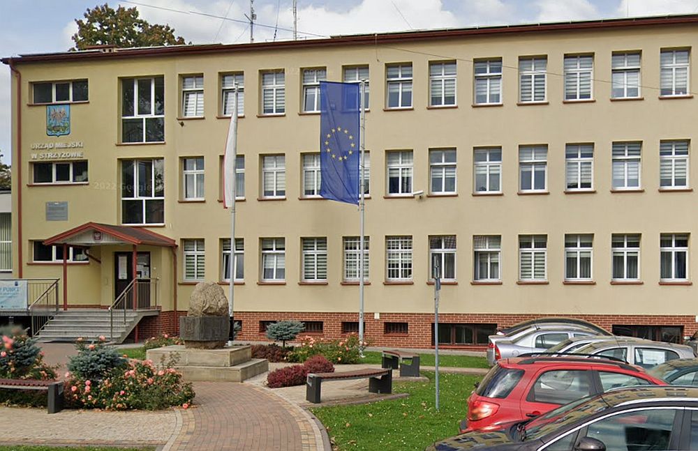 Urząd Miejski w Strzyżowie prowadzi rekrutację. Do obsadzenia są cztery etaty